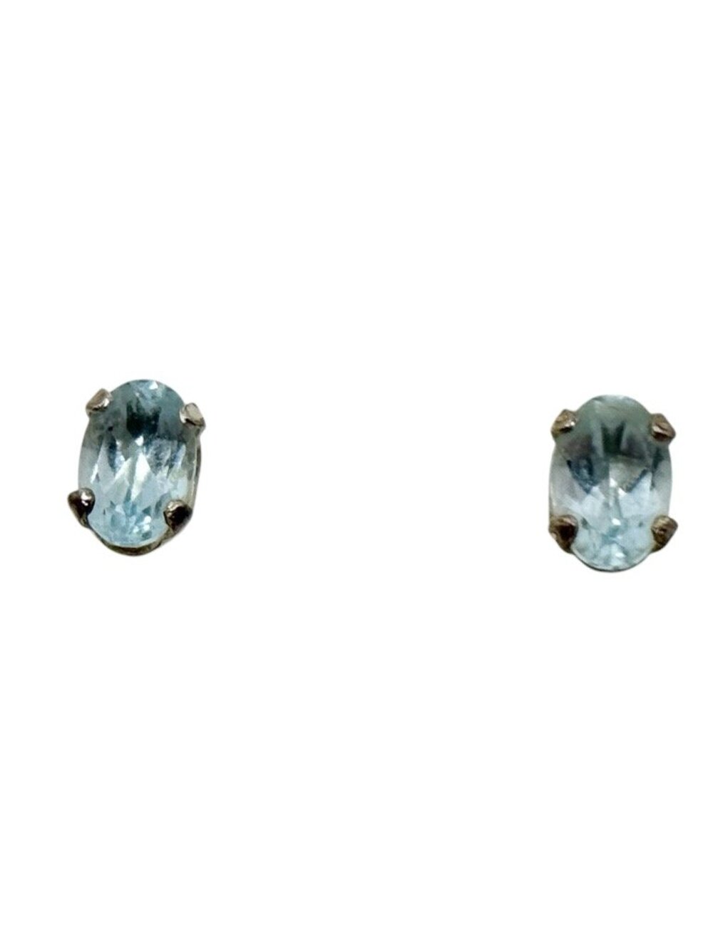Sterling silver blue topaz stud earrings - GM1009
